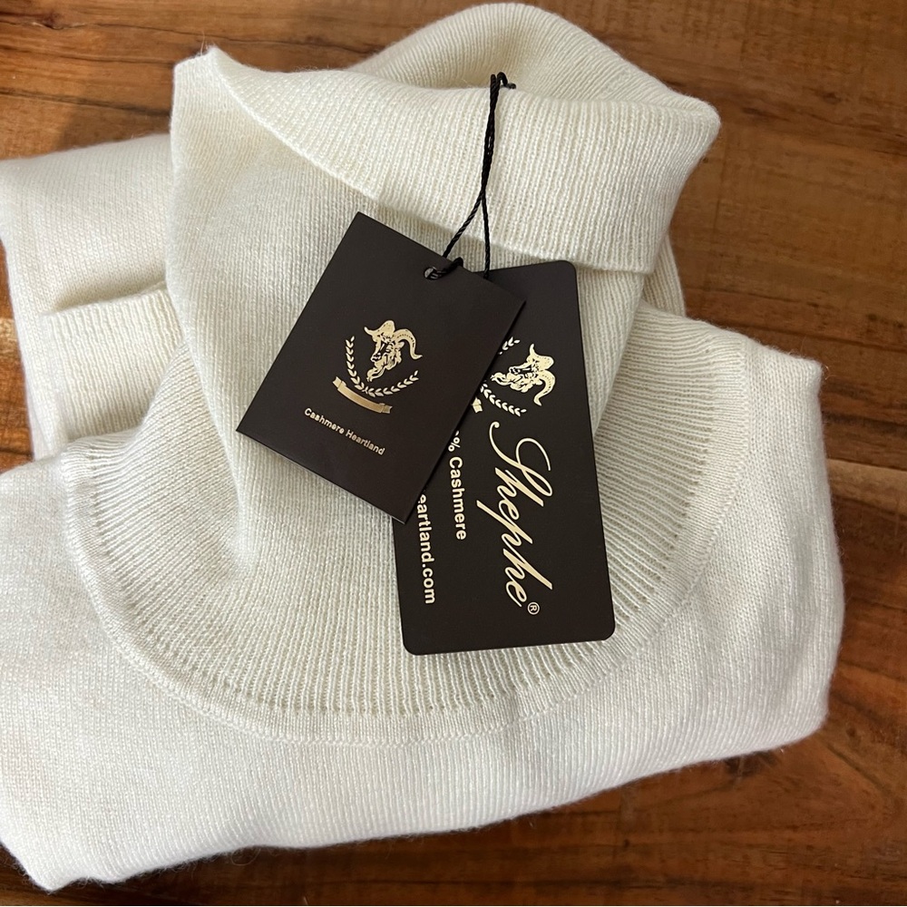 Women's Cream Turtleneck Sweater